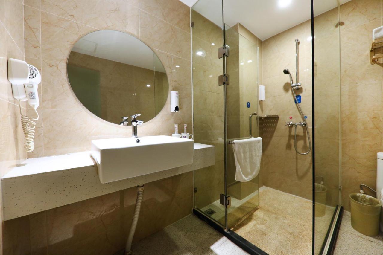 Hanting Hotel Chongqing North Railway Station Bagian luar foto